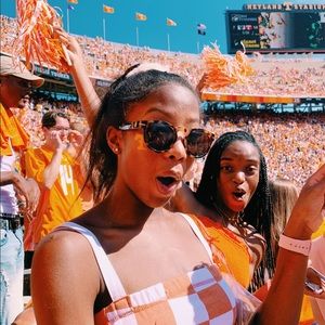 Meet your Posher, Jada